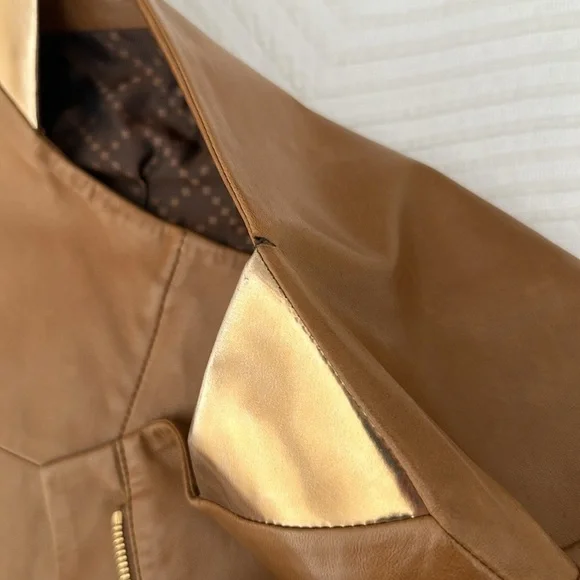 Gucci Leather Jacket with Gold Trim Size 38 - Picture 6 of 10